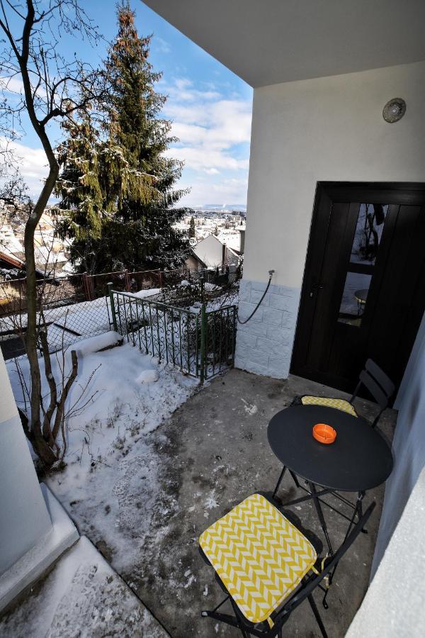 Flori'S Apartment Brasov Exterior photo